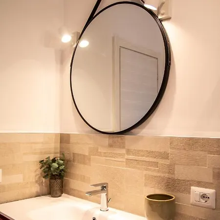 Fara1 Apartment